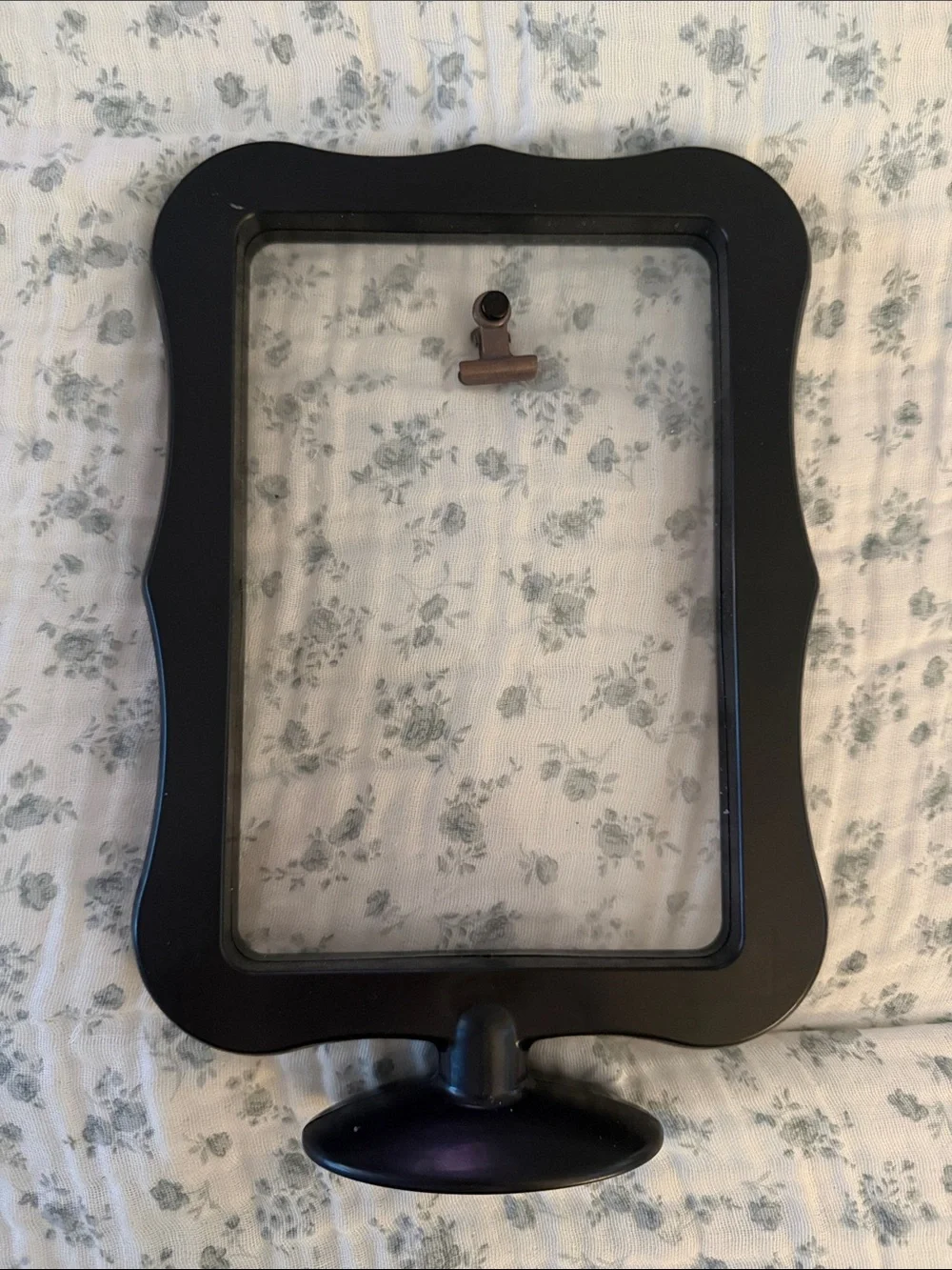 Black Decorative Standing Photo Frame with Clip